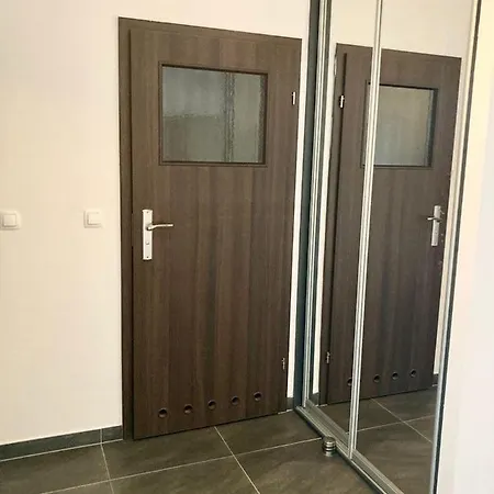 Modern Calm Studio,