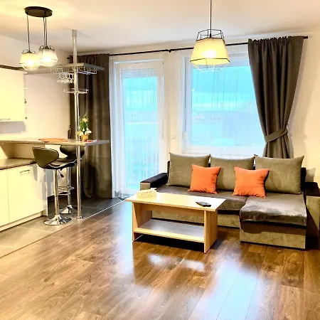 Modern Calm Studio, Vratislav